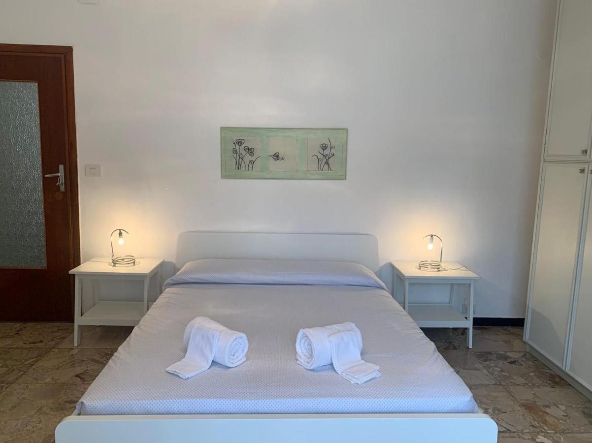Casa Vacanza! A 50M Dal Mare! Bordighera Exteriér fotografie