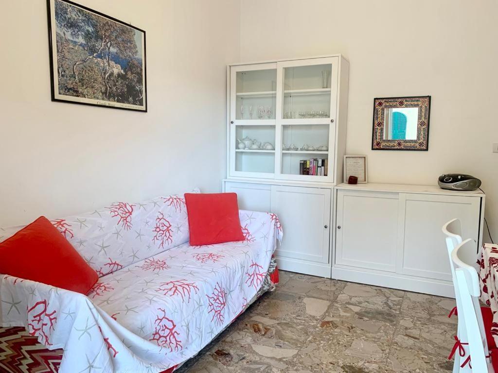 Casa Vacanza! A 50M Dal Mare! Bordighera Exteriér fotografie
