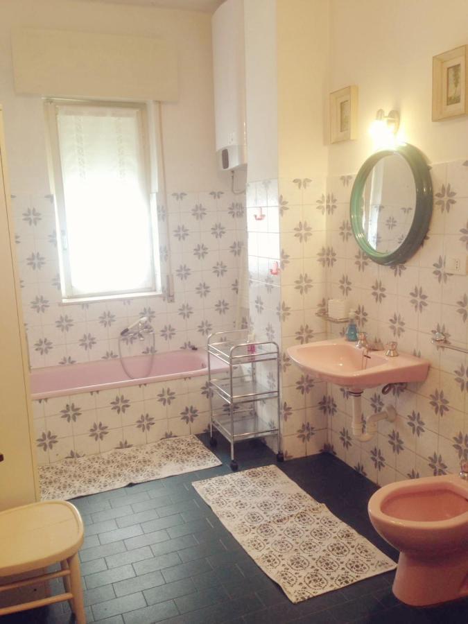 Casa Vacanza! A 50M Dal Mare! Bordighera Exteriér fotografie